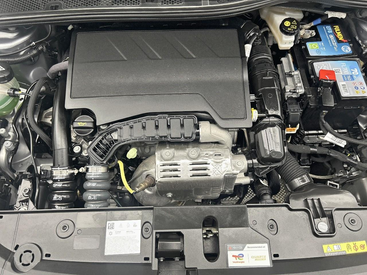Peugeot 208 100 s&s bvm6 allure — photo 15