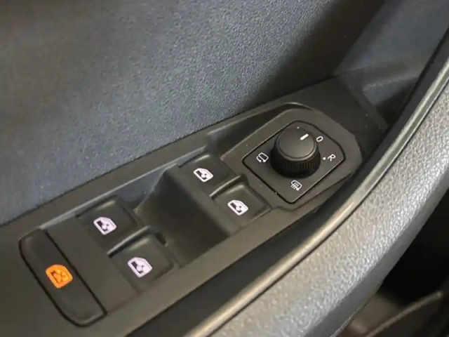 Skoda Karoq style ambition car play caméra — photo 19