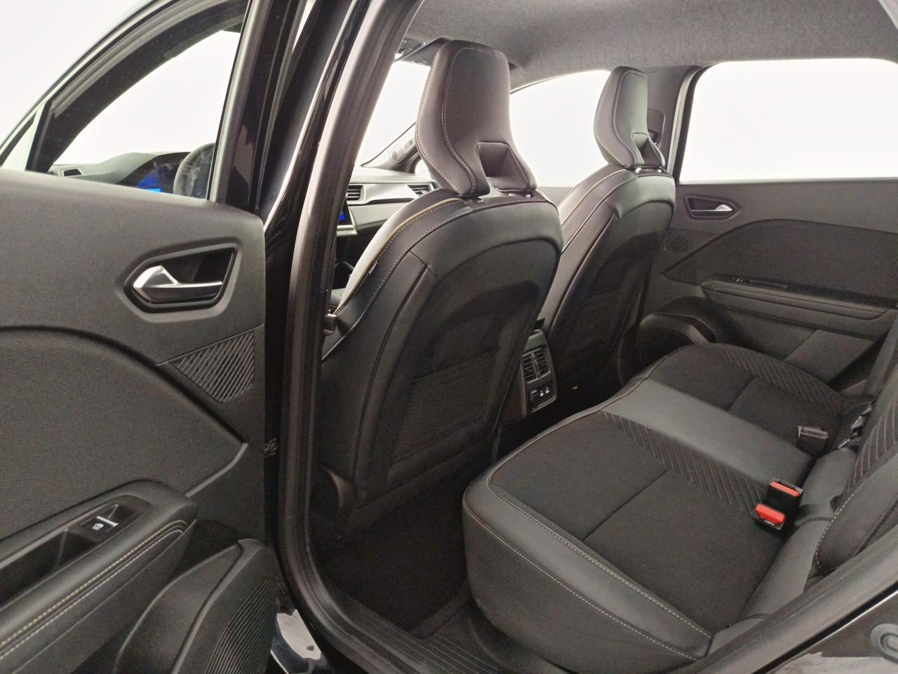 Renault Symbioz e-tech full hybrid 145 iconic — photo 18