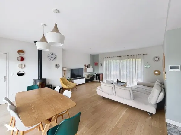 Maison 5 pièces 158 m²