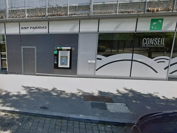 Local commercial 267 m²