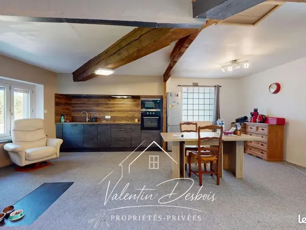 Maison 2 pièces 81 m²
