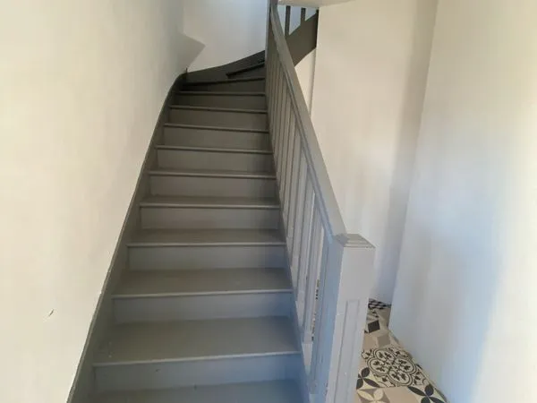 Saint-Marc sur Mer - appartement au 1er étage d'une habitation indépendante - de type grand T3