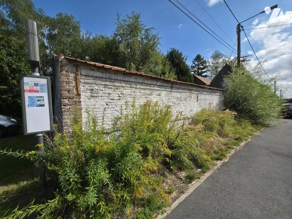 Terrain 780 m²