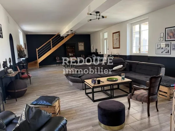 A VENDRE SECTEUR GUEUX GRANDE MAISON INDIVIDUELLE AVED JARDIN CLOS