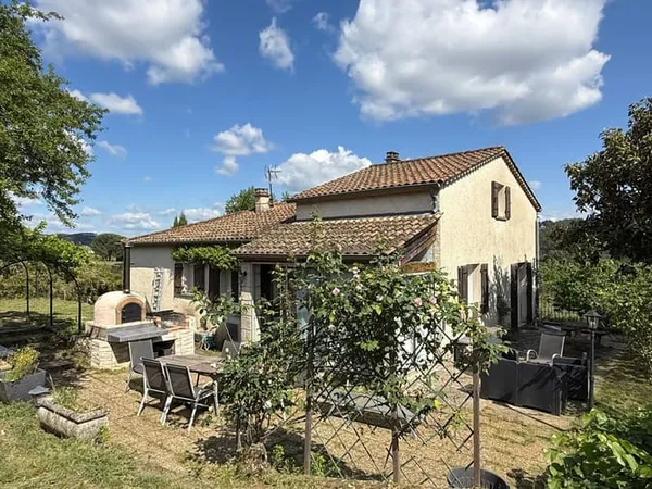 Maison 5 pièces 177 m²