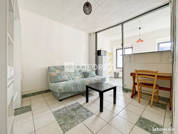 Studio 1 pièce 20 m²