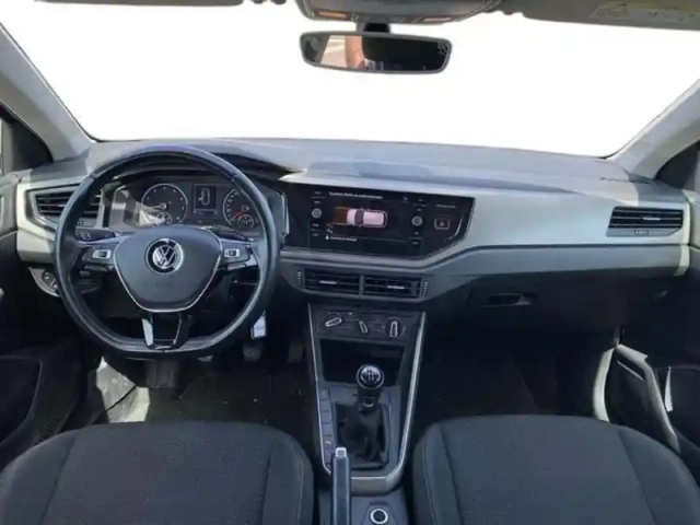 Volkswagen Polo business 1.0 80 s&amp;s bvm5 lounge — photo 8