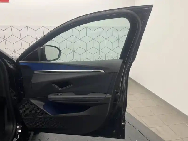 Renault Megane e-tech 220 ch autonomie confort — photo 7