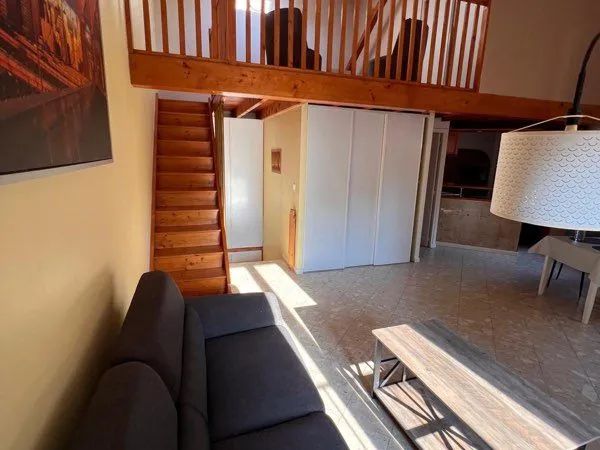 APPARTEMENT 65 m² - CENTRE-VILLE DE L'ARBRESLE