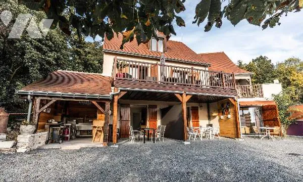 Maison 5 pièces 215 m²