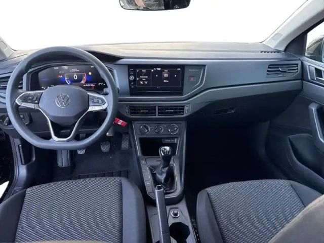 Volkswagen Polo 1.0 mpi 80 s&amp;s bvm5 — photo 9