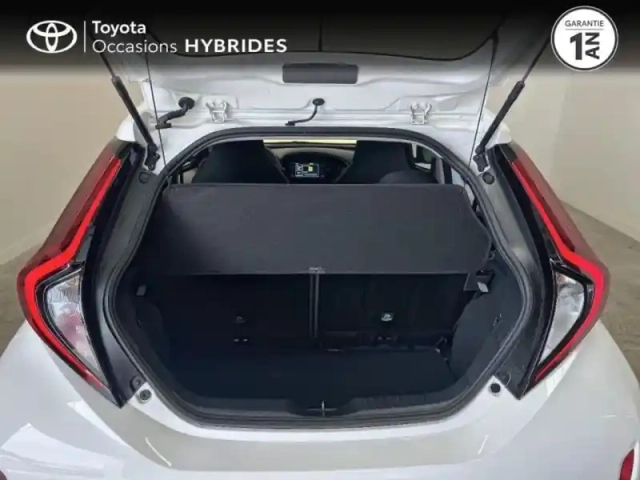 Toyota Aygo X 1.0 vvt-i 72ch dynamic — photo 10
