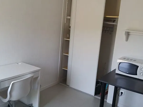 Studio meublé