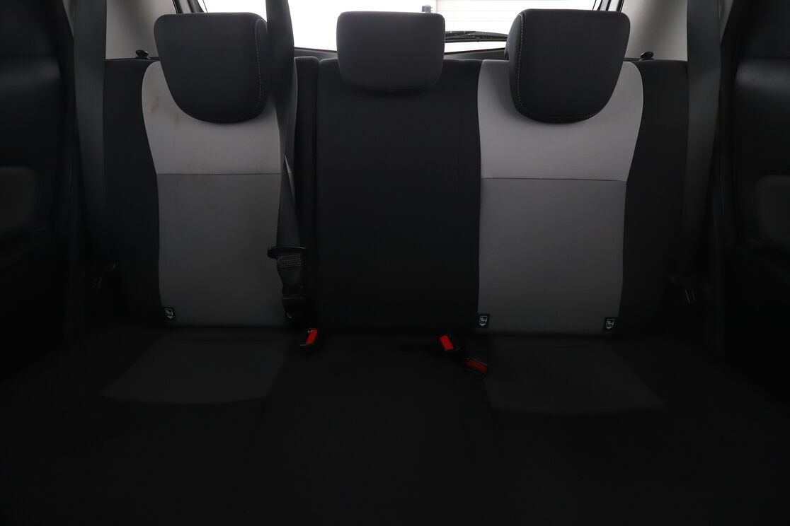 Toyota Yaris 1.0 VVT-i Active — photo 14