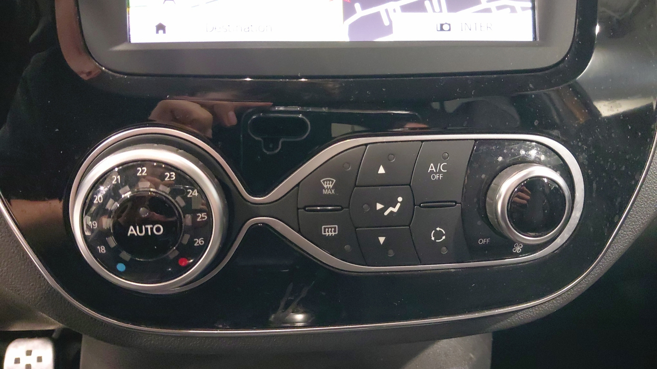 Renault Captur TCe 130 FAP — photo 21