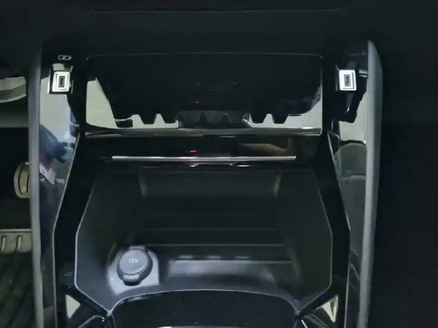 Peugeot 208 hybrid 110 e-dcs6 — photo 50