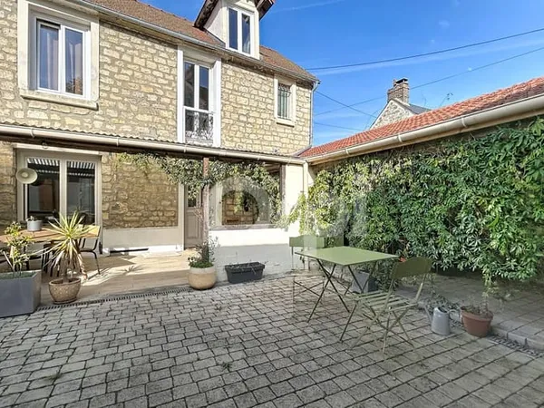 Maison 5 pièces 74 m²