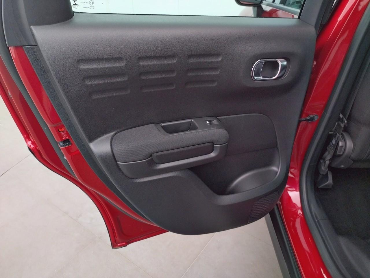 Citroën C3 Aircross puretech 130 s&s eat6 shine — photo 24