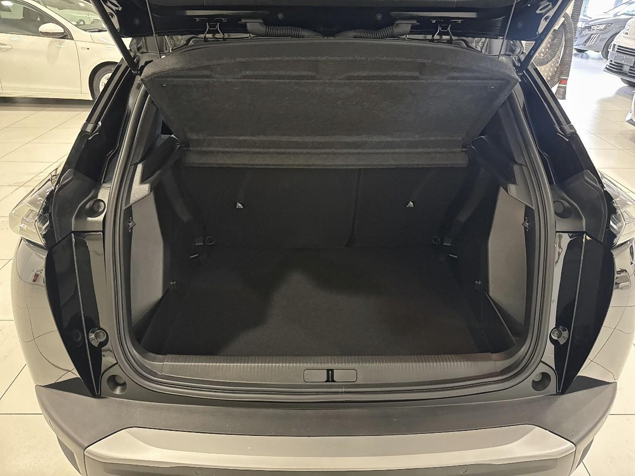 Peugeot 2008 1.2 hybrid 145ch allure e-dcs6 — photo 6