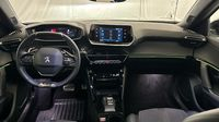 Peugeot 2008 1.2 PureTech 130ch S&S GT EAT8 — photo 11