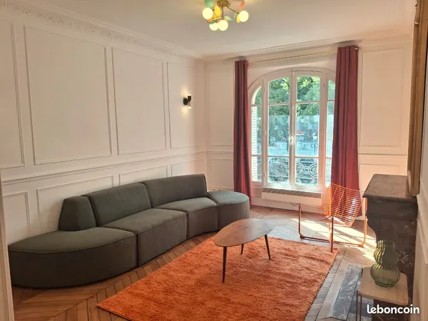 Exceptionnel appartement haussmannien de 106 m² - rénové - 3min à pied bassin de la Vilette