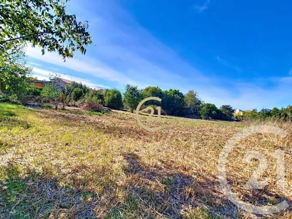 Terrain 1000 m²
