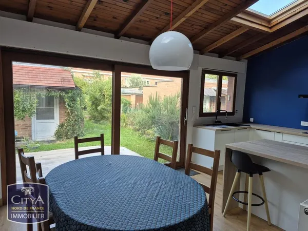 Location / Entrepôt - 90 m²