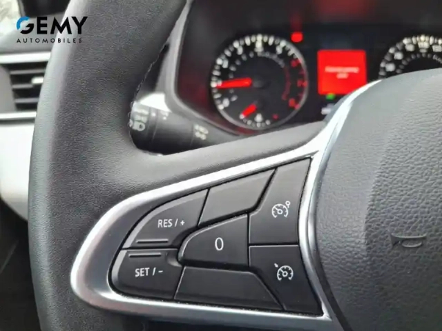 Renault Clio tce 90 — photo 22