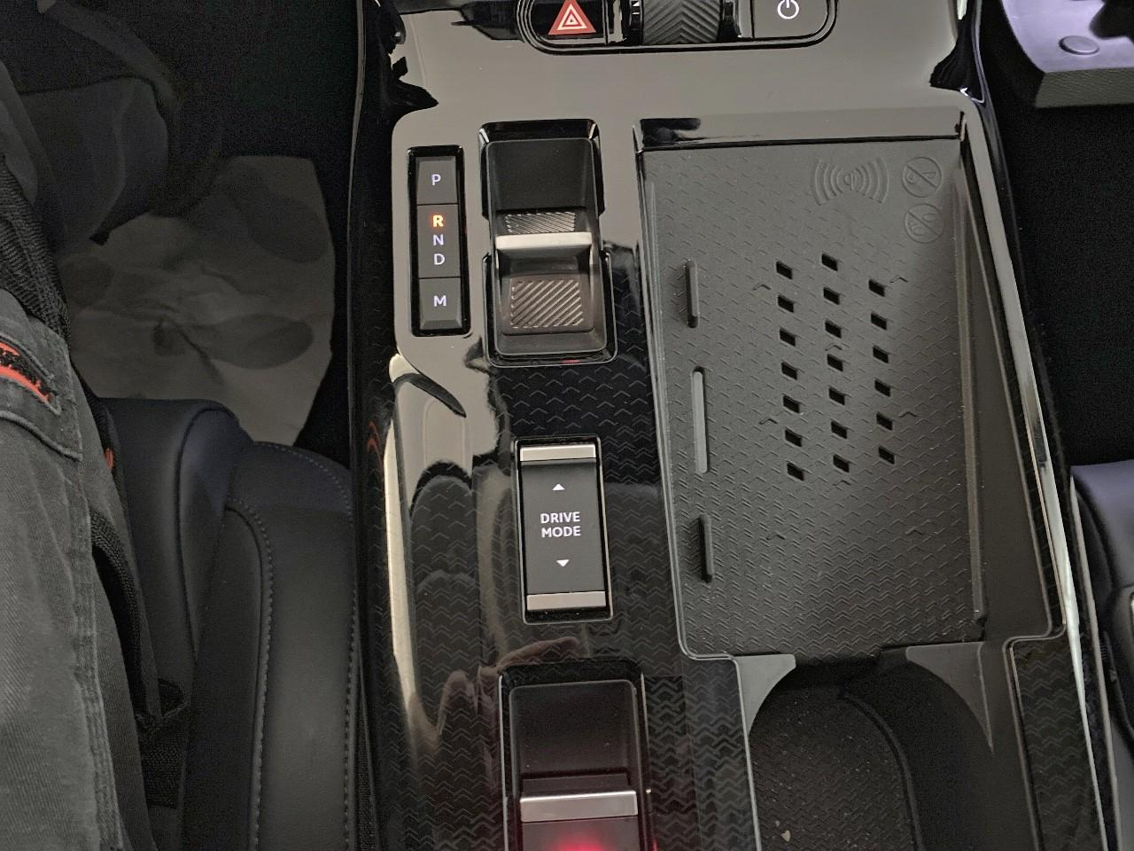 Citroën C5 Aircross hybride 145 ch e-dcs6 max — photo 17