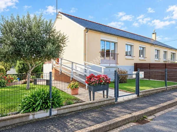 Maison 3 pièces à vendre à Saint Aubin d'Aubigné - Proche écoles et commerces