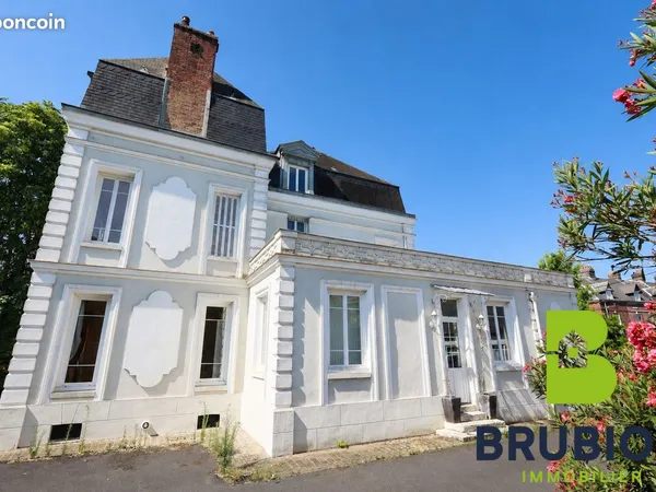 Maison 2 pièces 130 m²