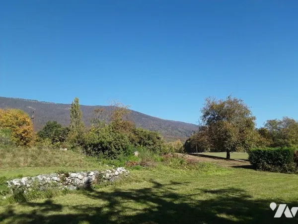 Terrain 542 m²