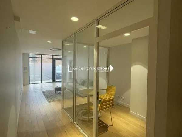 Local commercial 123 m²