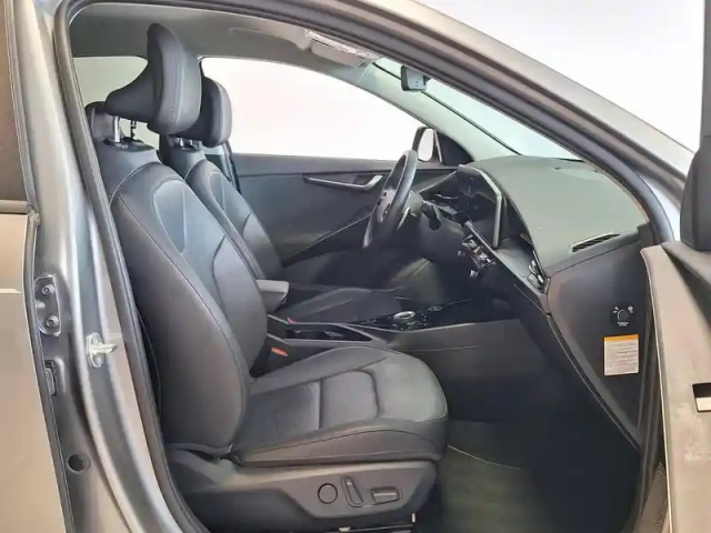 Kia Niro ev 204ch premium — photo 11
