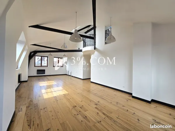 Loft/atelier/surface 4 pièces 91 m²