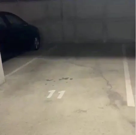 Place de parking souterrain