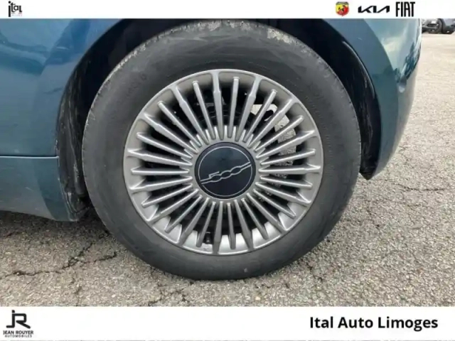 Fiat 500 e 95ch pack confort &amp; style my23 — photo 11