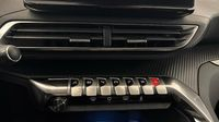 Peugeot 3008 1.2 PureTech 130ch S&S Allure EAT8 — photo 26