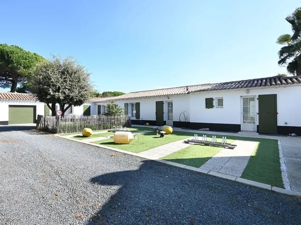 Maison de plain-pied 11 pièces 218 m²