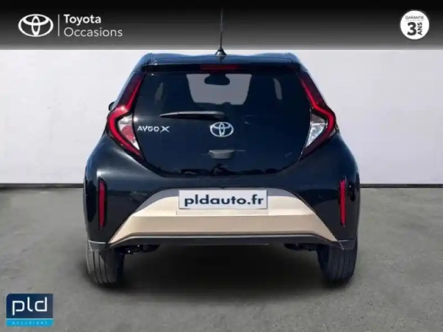 Toyota Aygo X 1.0 vvt-i 72ch design my23 — photo 6