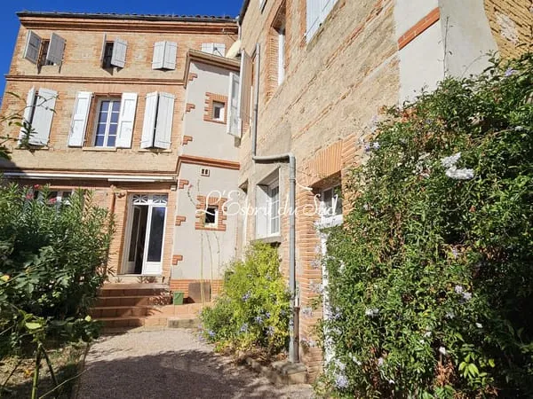 Grande maison de famille rénovée, jardin, vue panoramique, gar