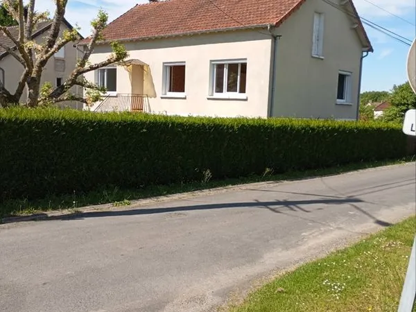 Vends maison sur s.sol 105 mètres carrés 5 pièces