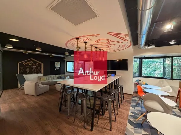 Bureaux 263 m²