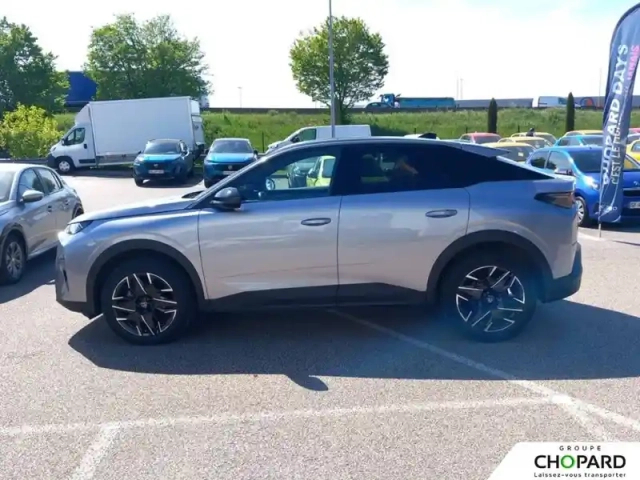 Peugeot 3008 hybrid 136 e-dcs6 — photo 32