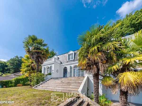 Propriété 9 pièces 221 m²