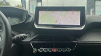 Peugeot 2008 1.2 PureTech 130ch S&S GT EAT8 — photo 19