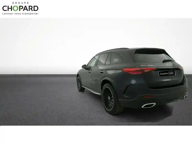 Mercedes Glc 300 e 9g-tronic 4matic — photo 40