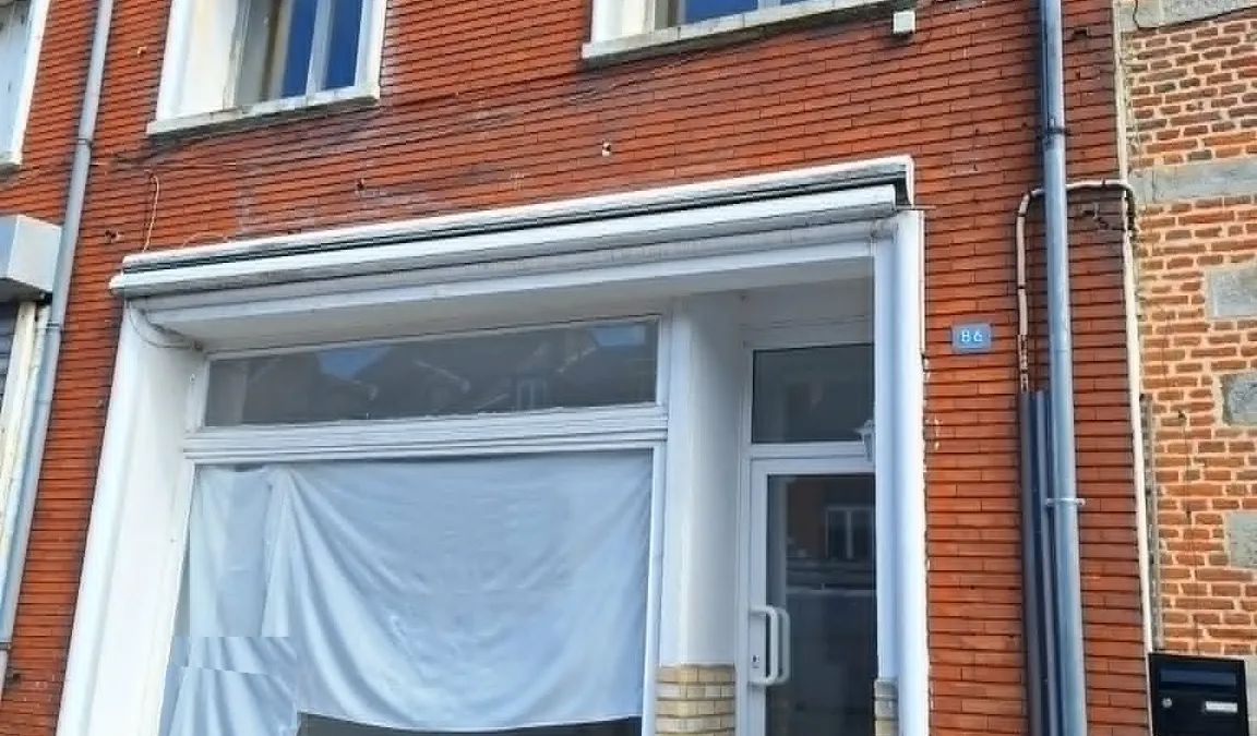 Photo 1