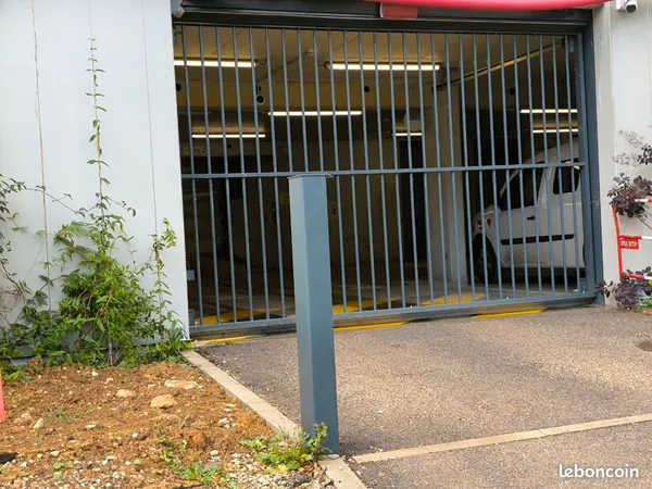 Place parking rue de la viotte